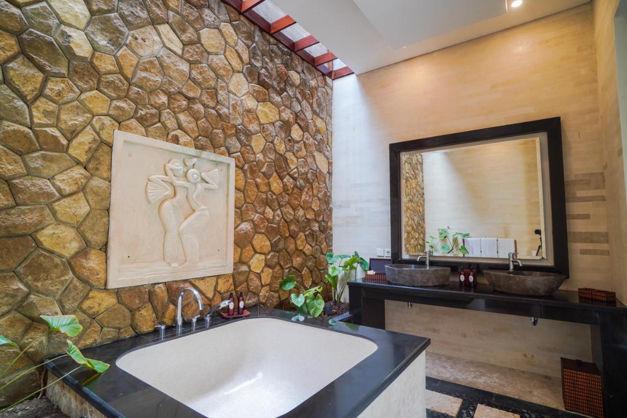 Giri Bhagawan Villas & Spa نوسا دوا المظهر الخارجي الصورة